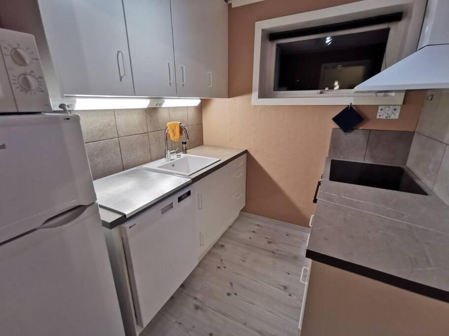 Spacious Apartment On Kvaloya Kvaloysletta Екстериор снимка